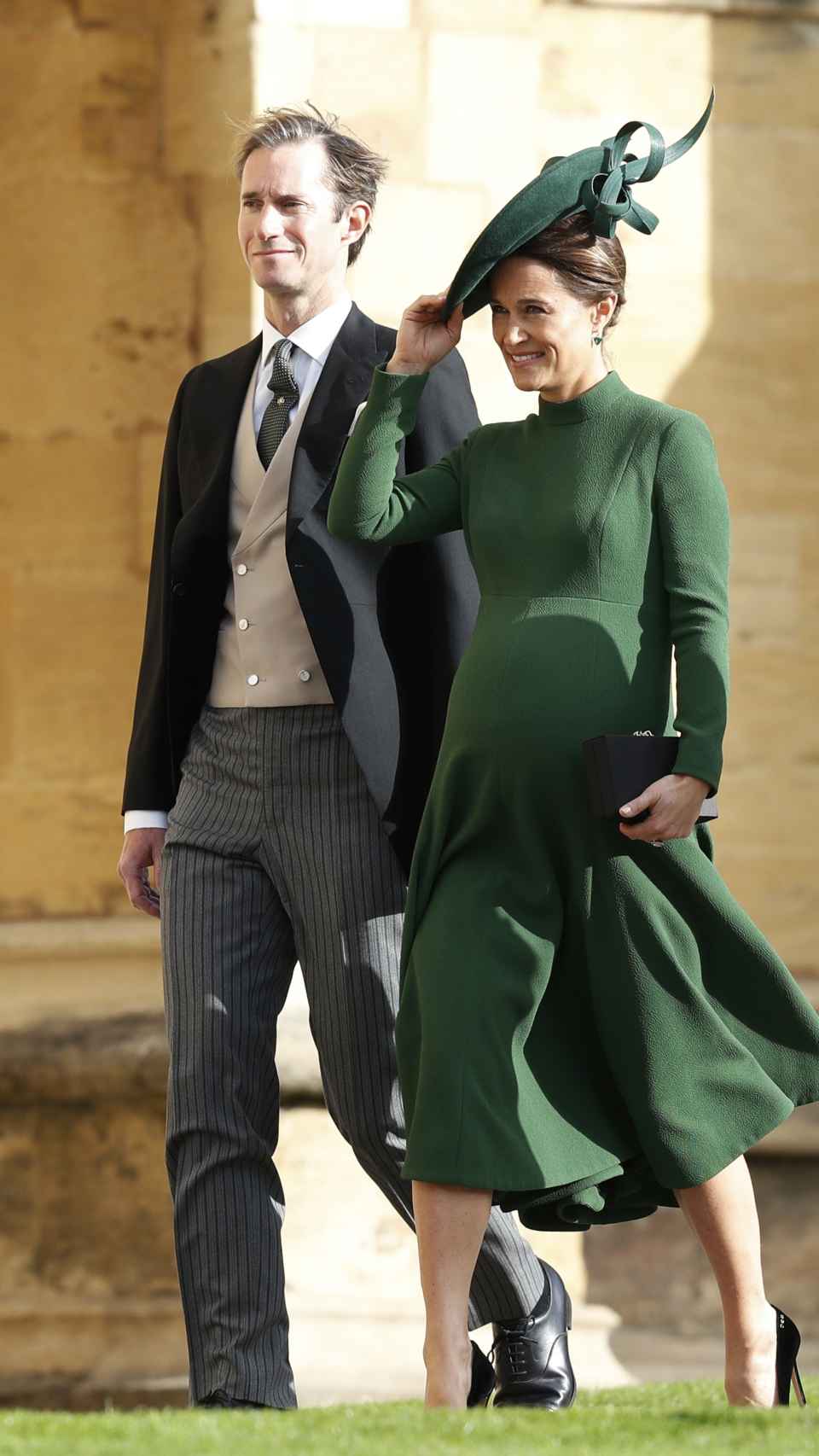 Pippa Middleton y James Matthews en la boda de Eugenia de York.