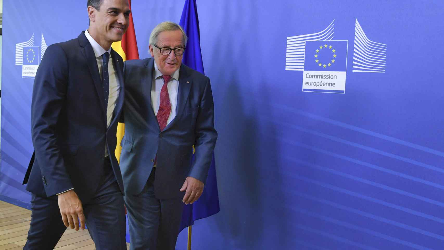 Sánchez ha abordado los Presupuestos en la reunión que ha mantenido con Juncker en Bruselas