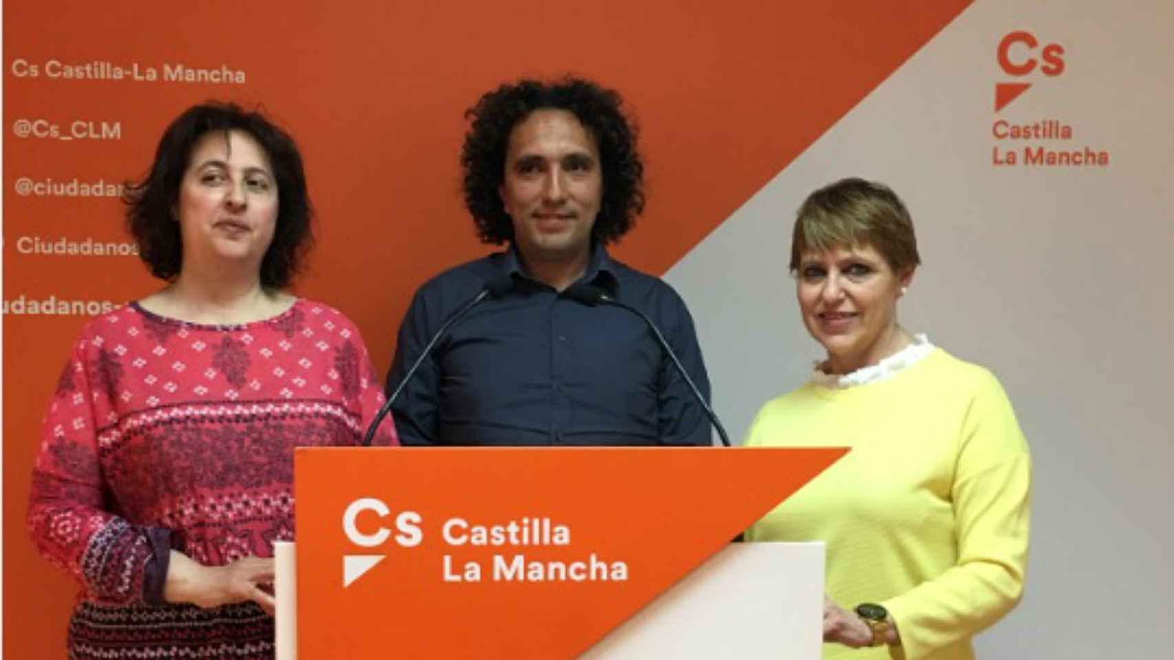 Mercedes Molinero, edil por Decisión Ciudadana y a la vez en Cs, José Luis Candil y Eva Ariza, coordinadora de Cs Ocaña.