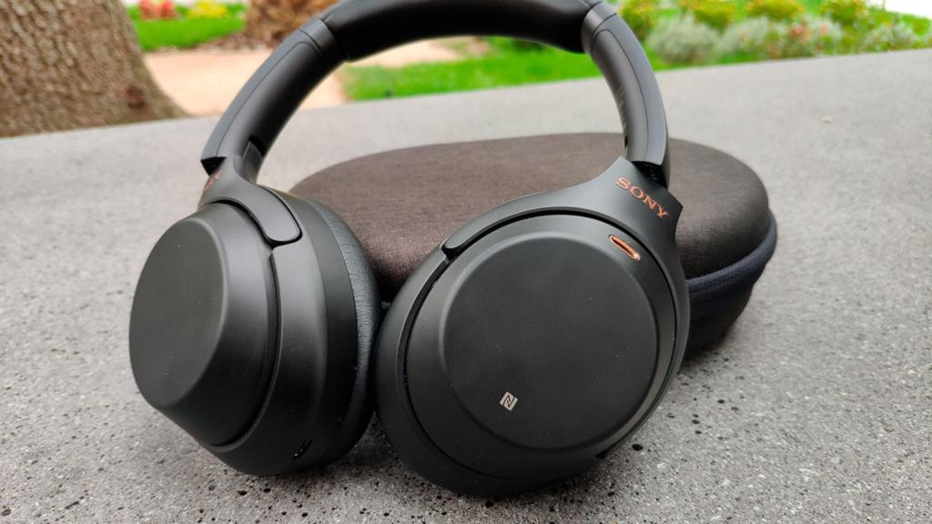 Auriculares Sony WH-1000XM3.