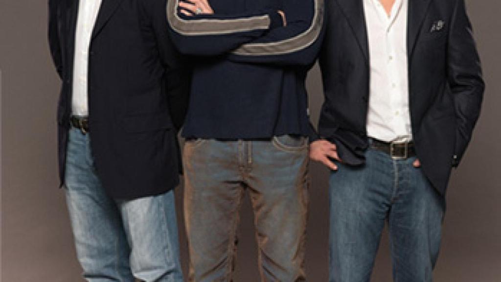 Frank Fertitta, Dana White y Lorenzo Fertitta. Foto: ufc.com