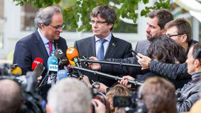 Puigdemont y Torra, durante su rueda de prensa en Waterloo