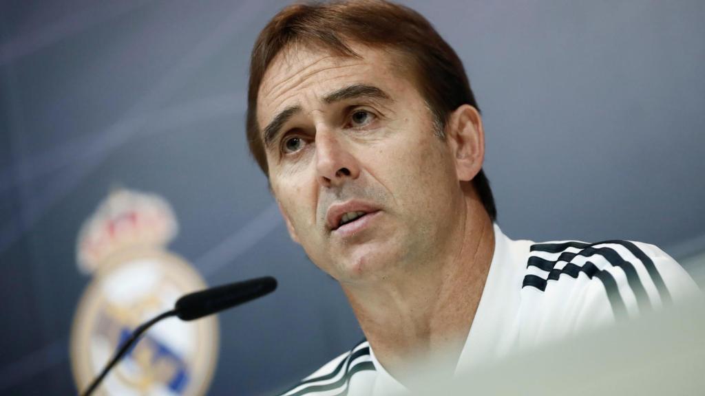 Julen Lopetegui en rueda de prensa con el Real Madrid