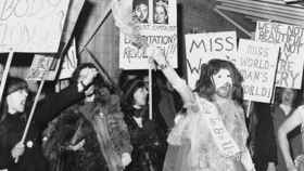 Las protestas feministas contra la cosificación de la mujer en Miss Mundo 1970.