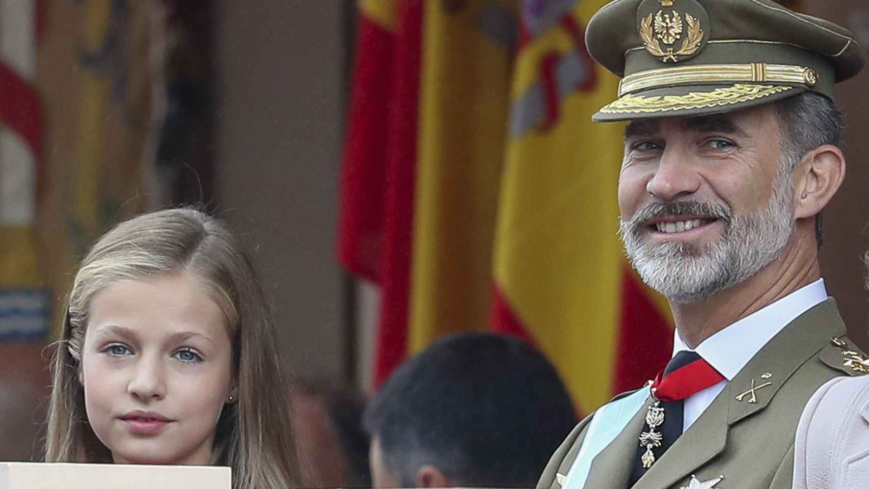 El rey Felipe y la princesa de Asturias en el desfile del día de la Hispanidad.