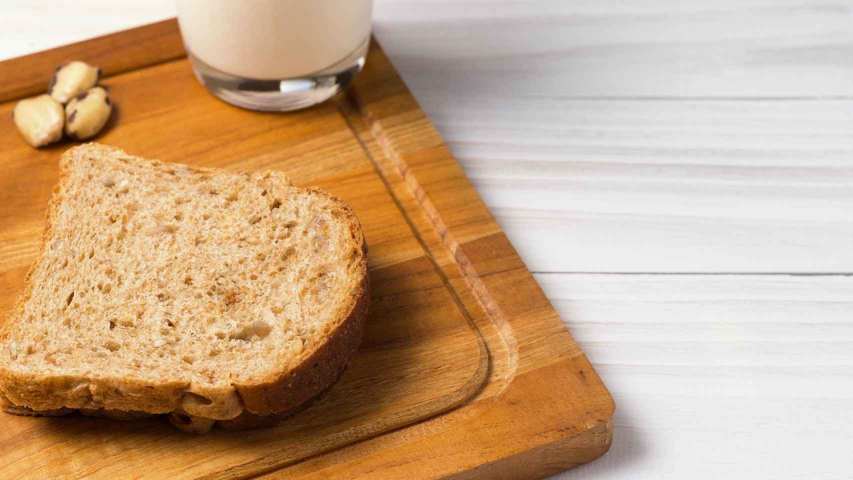 Cuidado con el pan y la leche: quizá sean menos saludables de lo que parecen.