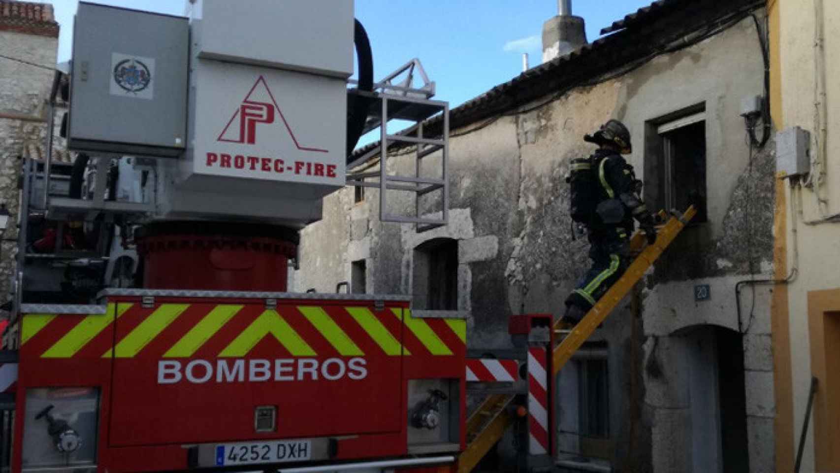 Valladolid-canalejas-penafiel-incendio-fuego