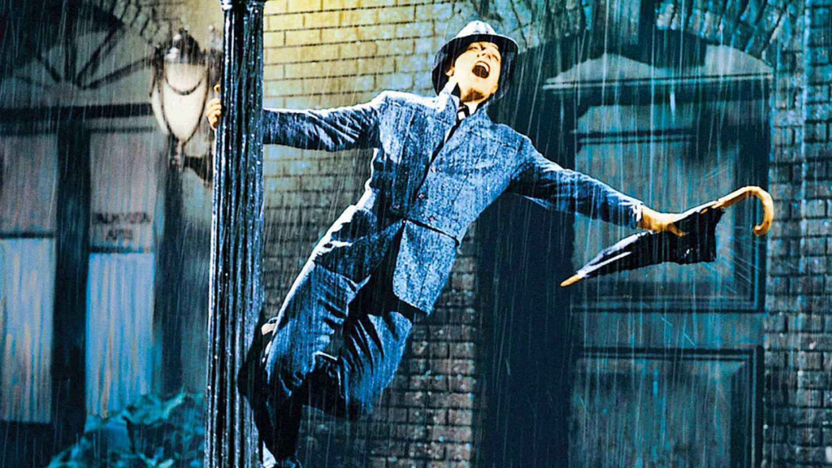 Fotograma de la película 'Cantando bajo la lluvia'.
