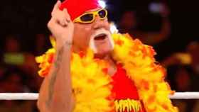 Hulk Hogan, en su regreso a la WWE con 65 años. Foto: Twitter (@WWE)