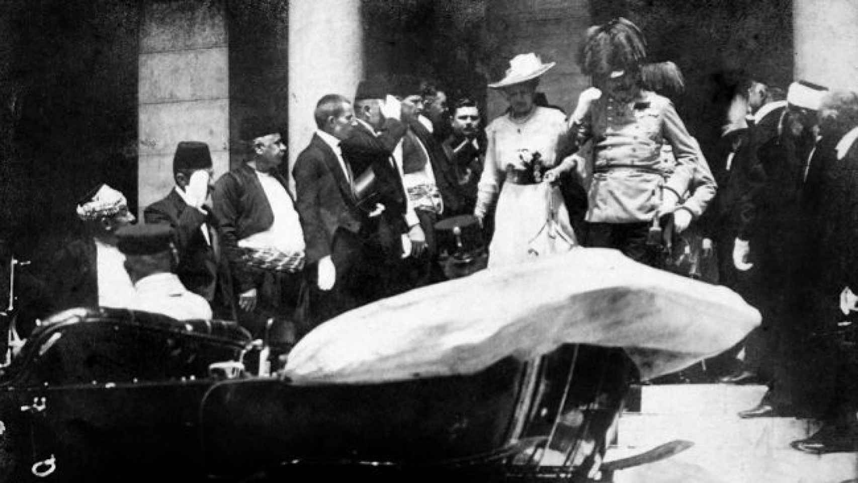 Francisco Fernando de Austria y su mujer Sofía en una imagen tomada el mismo día del asesinato.