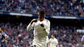 Vinicius celebra el primer gol al Valladolid