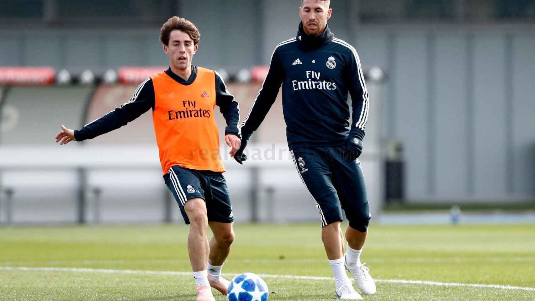Odriozola y Ramos, en un entrenamiento del Real Madrid