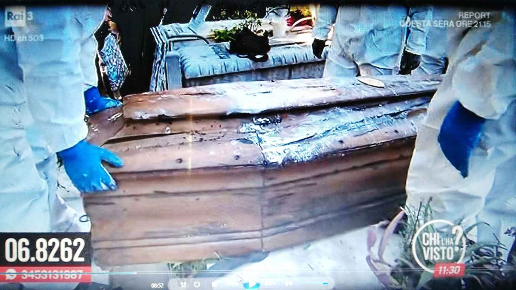 Momentos de la exhumación de Mario Biondo el pasado lunes 5 de noviembre.
