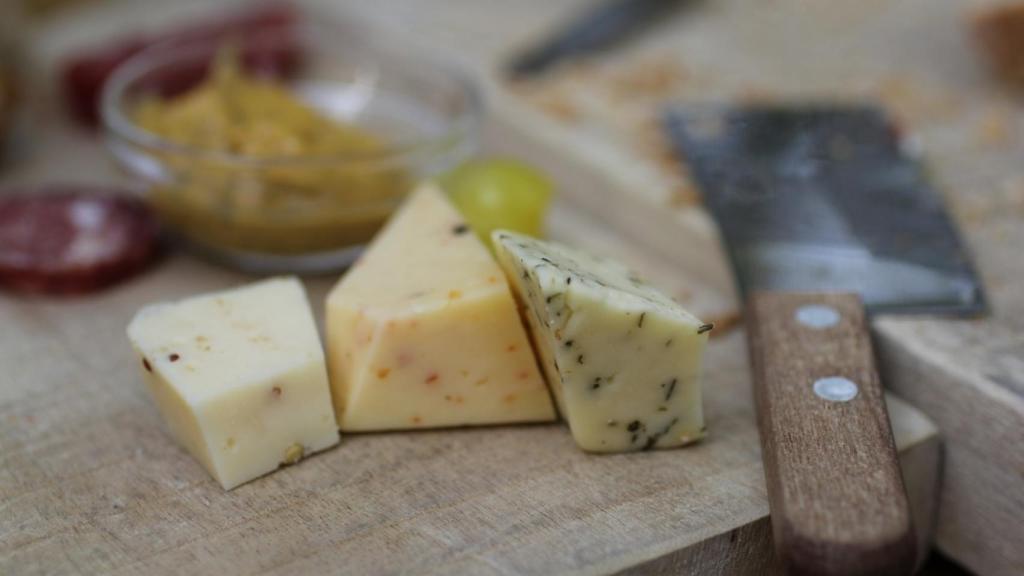 Los productos fermentados como yogures y quesos tienen menos cantidad de lactosa
