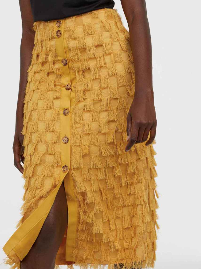 Falda con flecos color mostaza de H&M