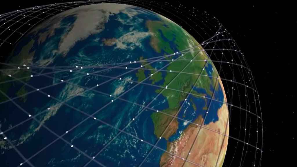 Malla de satélites cubriendo la Tierra