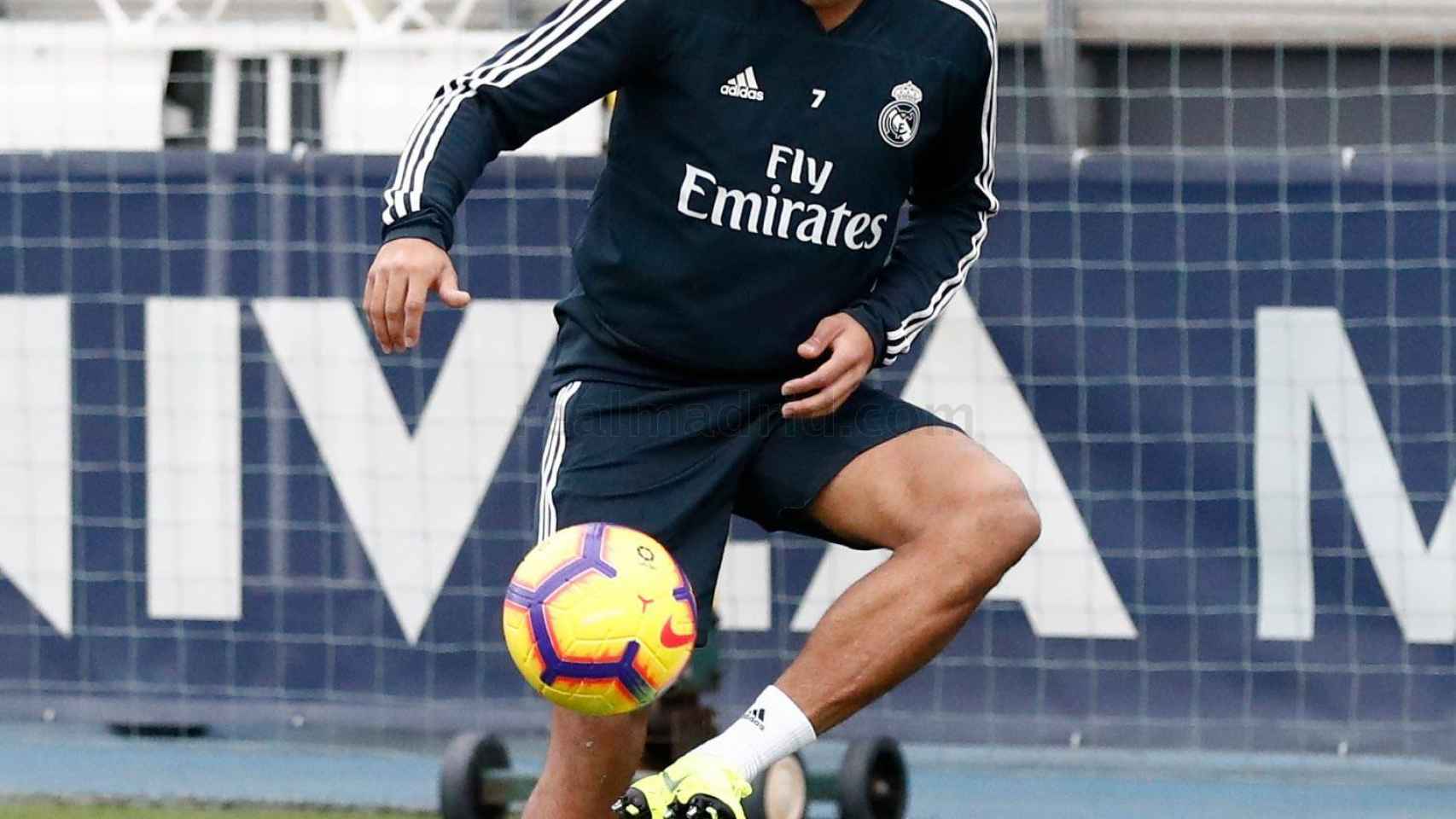 Mariano Díaz, en un entrenamiento del Real Madrid