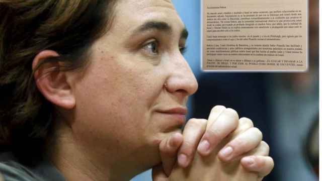 La alcaldesa de Barcelona, Ada Colau, y la carta remitida a ésta por la comunidad judía en Barcelona.