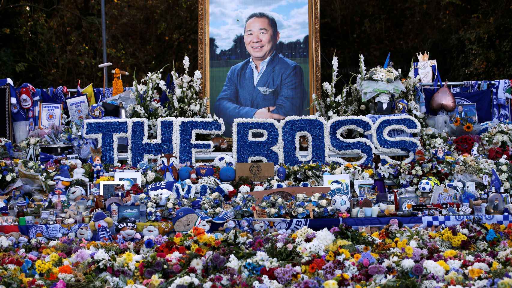 El impresionante homenaje del Leicester City a su dueño fallecido