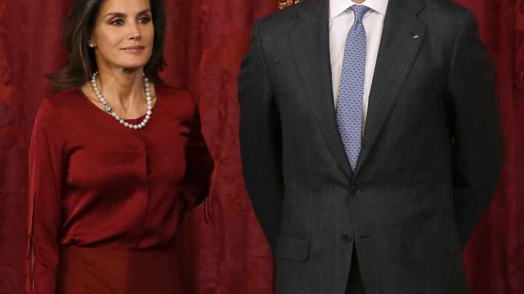 Los reyes Felipe y Letizia comienzan su viaje oficial a Perú por separado