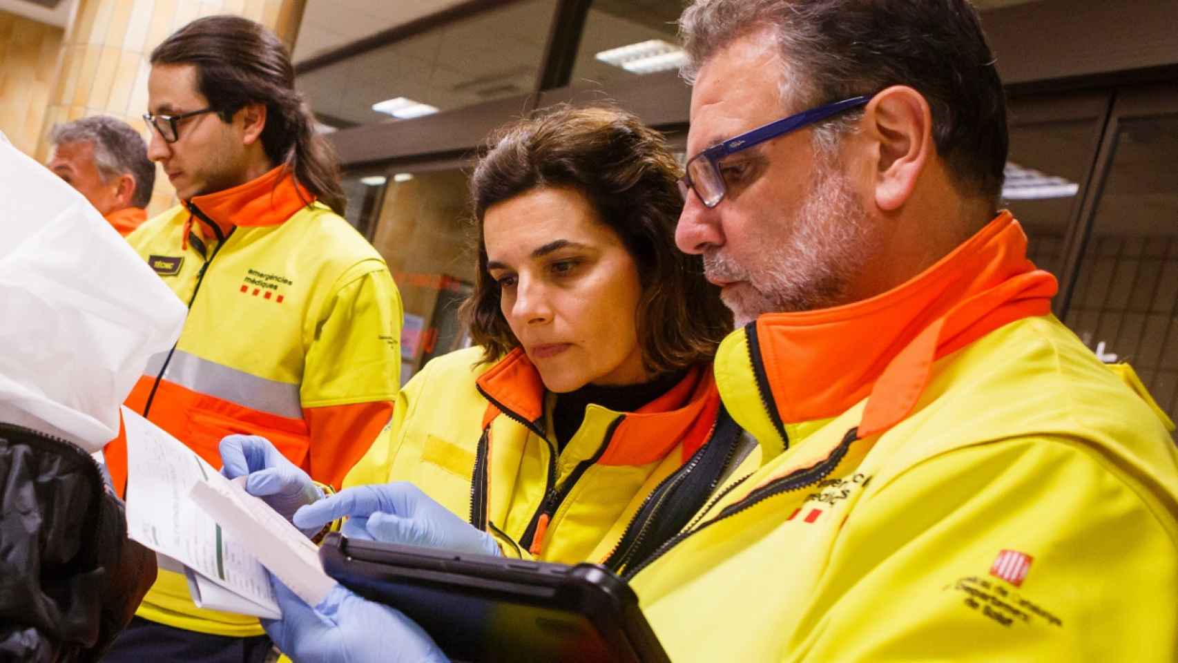 Profesionales del Sistema de Emergencias Médicas (SEM) de Cataluña.
