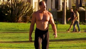 El doctor Shawn Baker: 51 años, dos metros y 115 kilos.