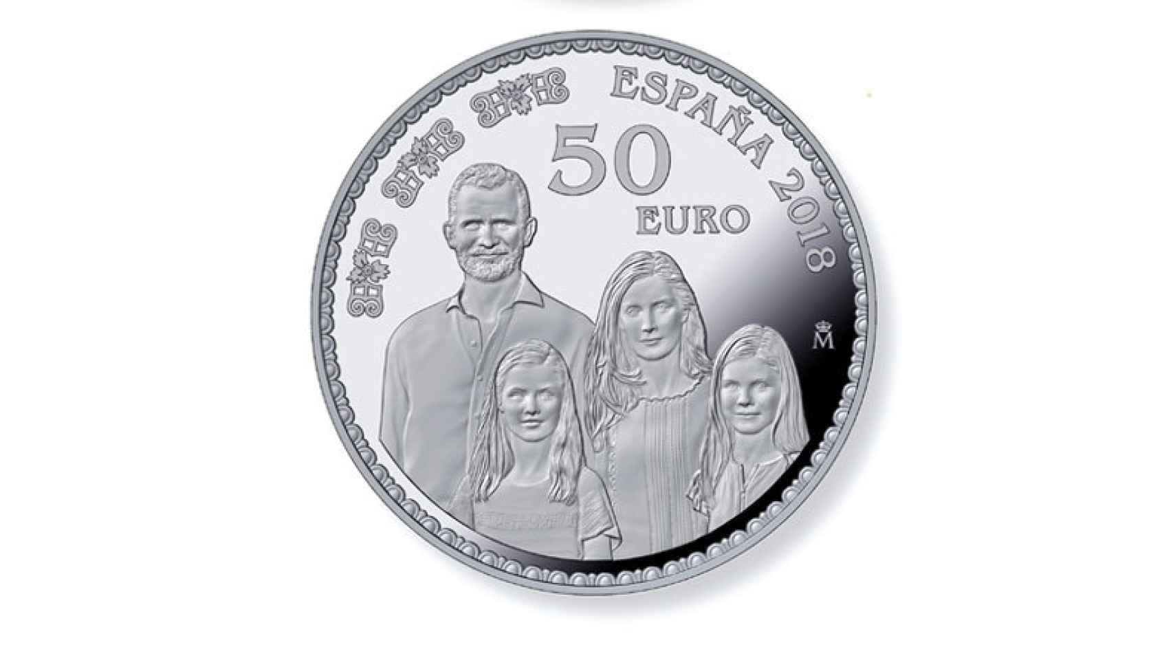 Moneda de 50 euros con la familia real al completo