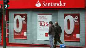 Un juzgado condena al Santander a abonar el impuesto de hipotecas de forma retroactiva