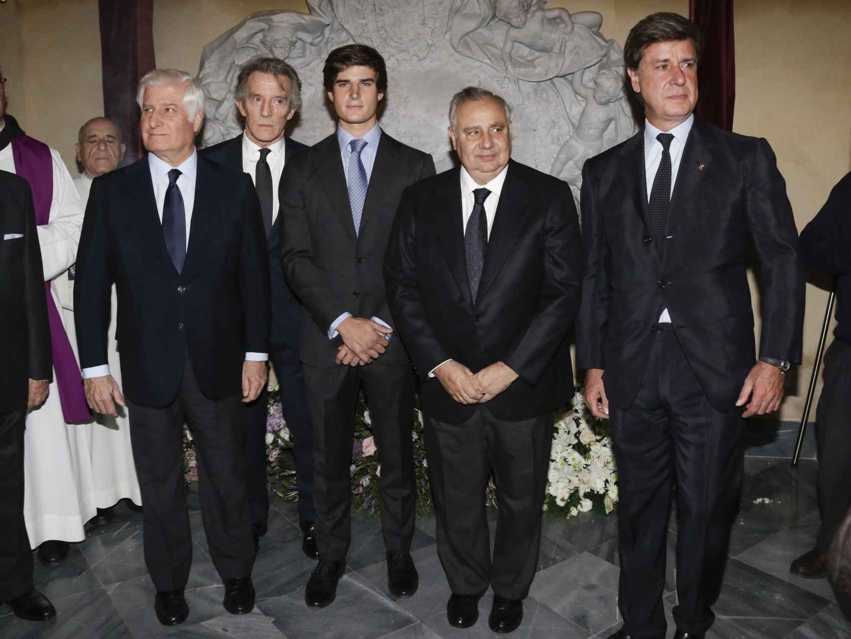 Carlos Martínez de Irujo, Alfonso Díez, Carlos Martínez de Irujo y Solís, Fernando Martínez de Irujo y Cayetano.