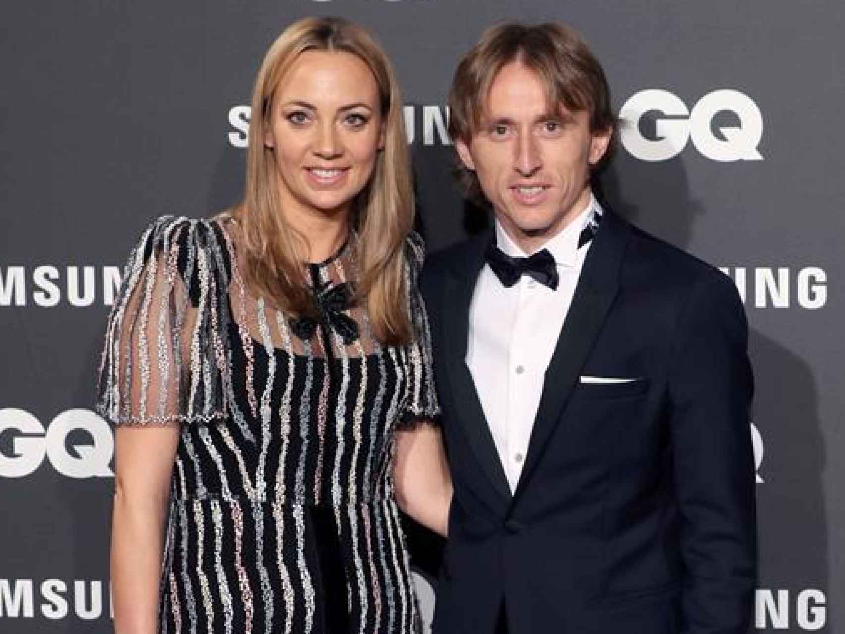 Luka Modric y su pareja en la gala de la revista GQ