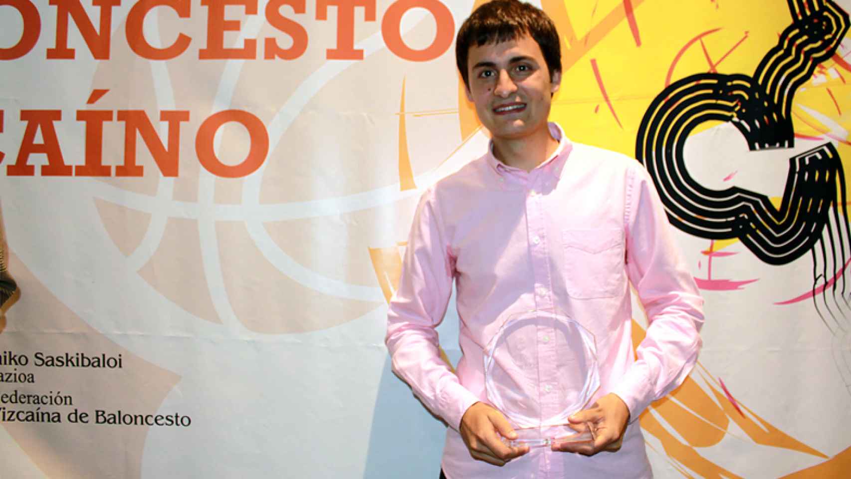 Paul Urbano fue designado como mejor árbitro de Vizcaya en el año 204. Foto: bizkaiabasket.com