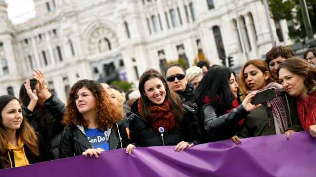 Irene Montero, número dos de Podemos, reaparece en la marcha contra la violencia machista en Madrid.