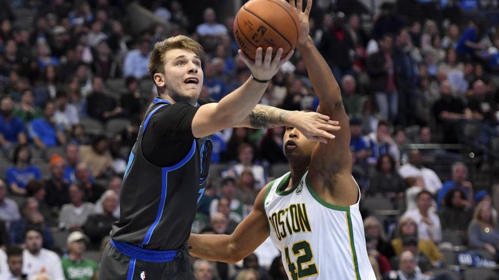Doncic en un partido con Dallas