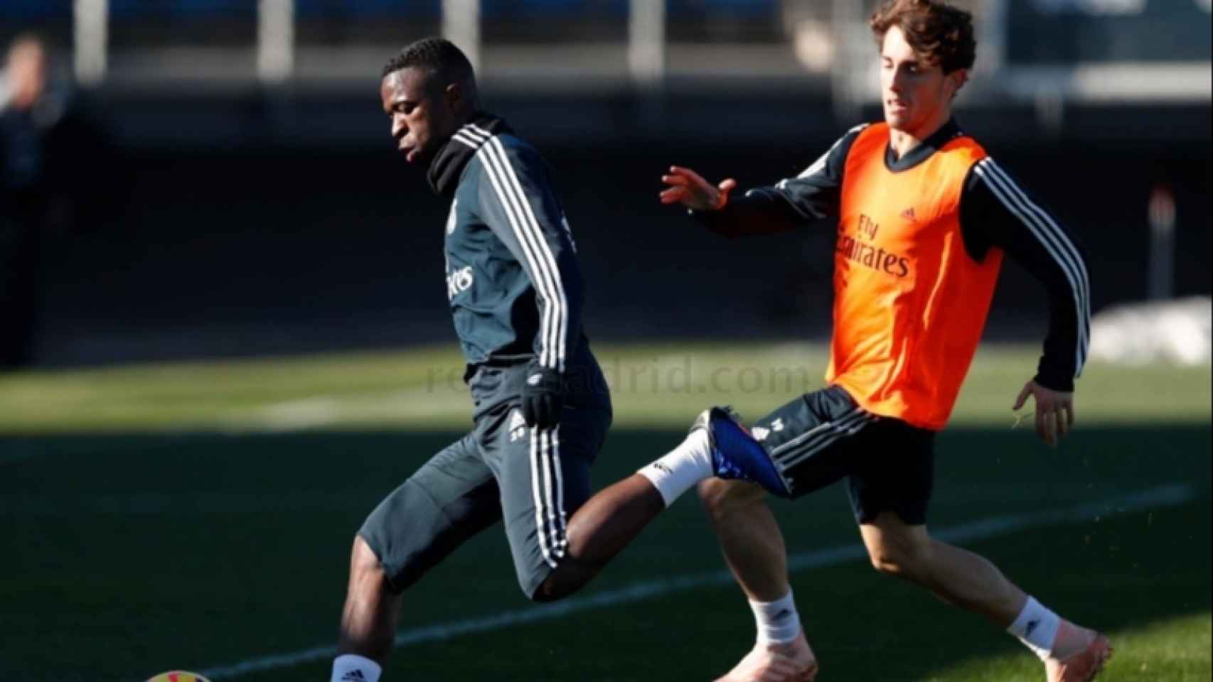 Odriozola, Vallejo y Reguilón vuelven a los entrenamientos del Madrid