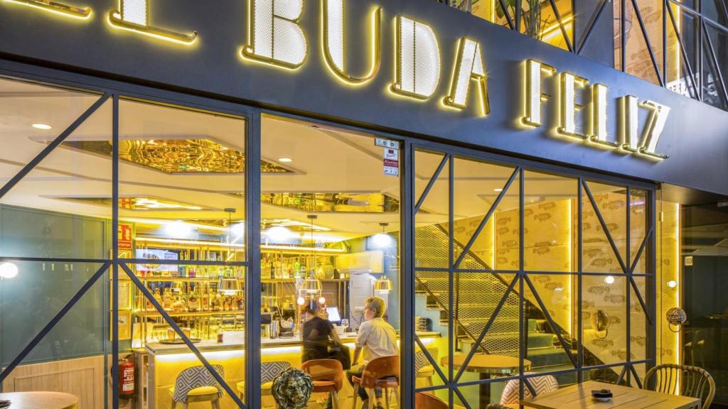 La fachada del nuevo El Buda Feliz.
