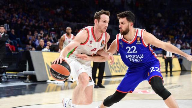 Anadolu Efes - Kirolbet Baskonia. Foto: Twitter (@Baskonia)