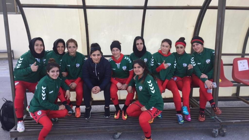 Selección femenina de Afganistán. Foto: Twitter (@khalida_popal)