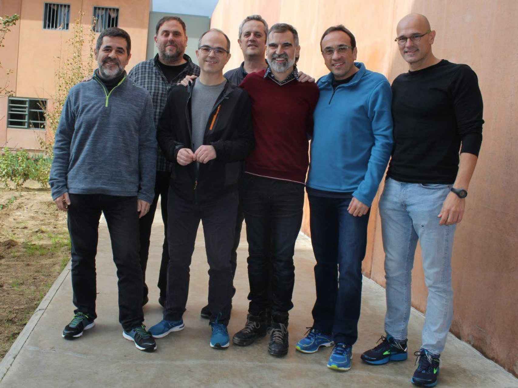 Los siete presos independentistas en Lledoners: Jordi Sànchez, Oriol Junqueras, Jordi Turull, Joaquim Forn, Jordi Cuixart, Josep Rull y Raül Romeva.