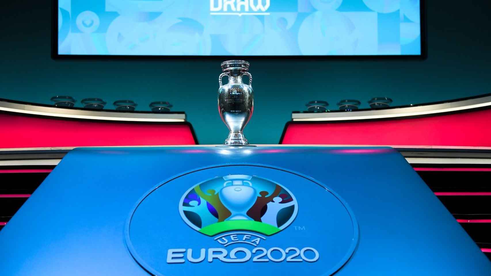 Sorteo de la fase de clasificación de la Eurocopa 2020. Foto: Twitter (@UEFAEURO)
