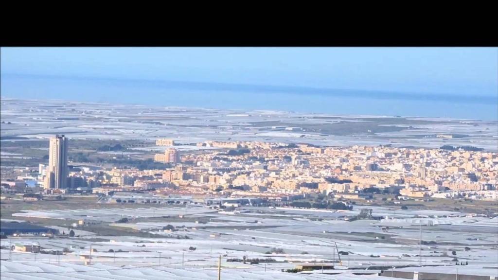 Imagen aérea del mar de plástico de El Ejido.