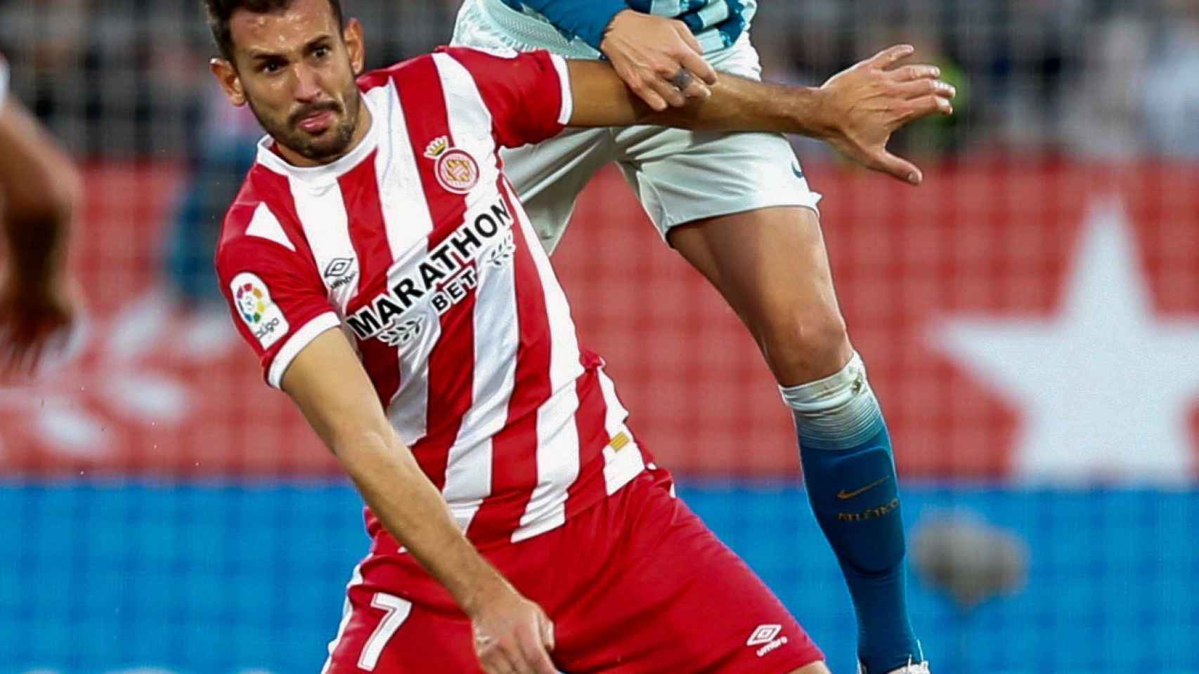 Lucas Hernández en un partido frente al Girona