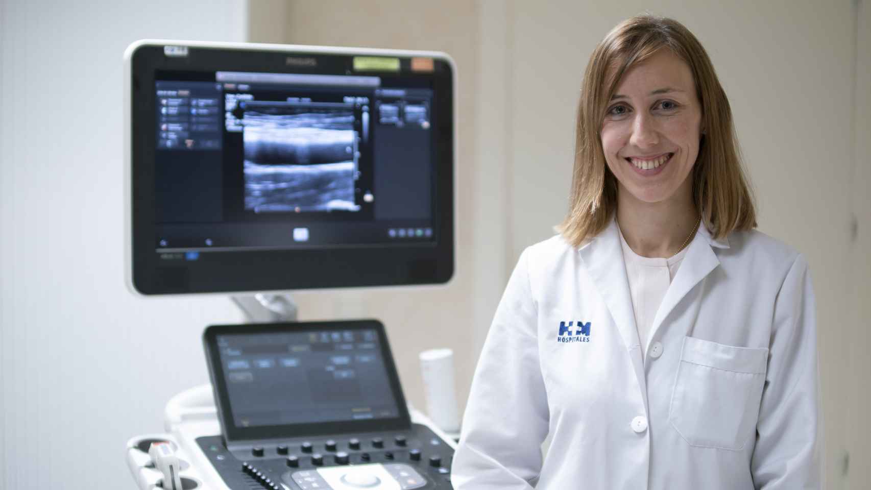 La Dra. Beatriz López Melgar en la consulta de Cardioprevención 3D de  HM CIEC.