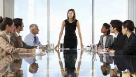 Las grandes empresas quieren más mujeres directivas