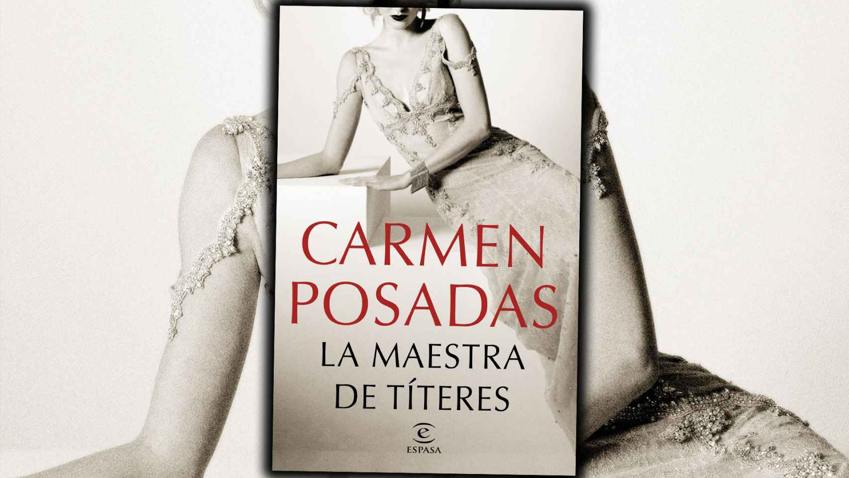 Portada del libro de Carmen Posadas, 'La maestra de títeres'.