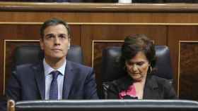 Pedro Sánchez y Carmen Calvo, este jueves en el Congreso de los Diputados.