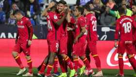 Los jugadores del Getafe celebran un gol en su último partido frente al Leganés