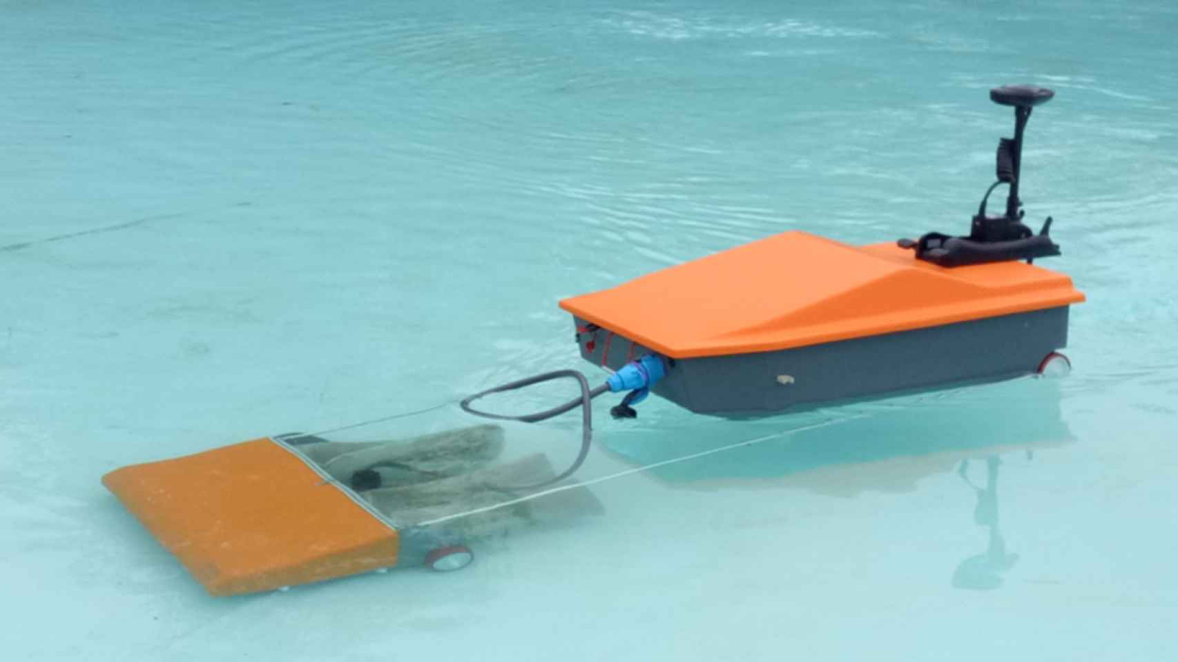 Robot de limpieza para piscinas