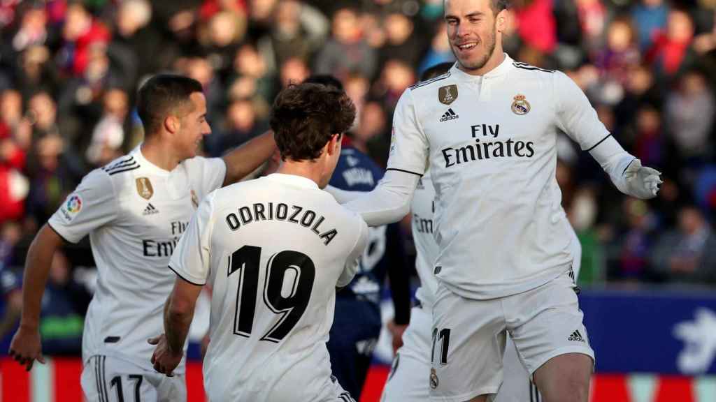 Bale celebra su gol al Huesca