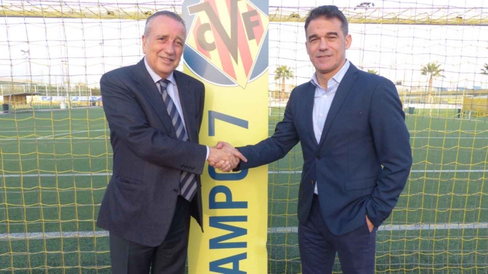 Fernando Roig presenta a Luis García como nuevo entrenador del Villarreal. Foto: www.villarrealcf.es