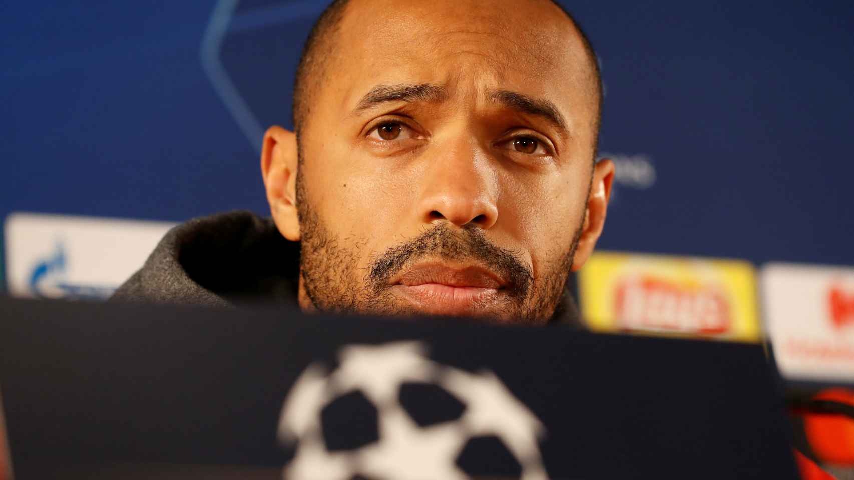 Henry en la rueda de prensa previa a su choque ante el Dortmund